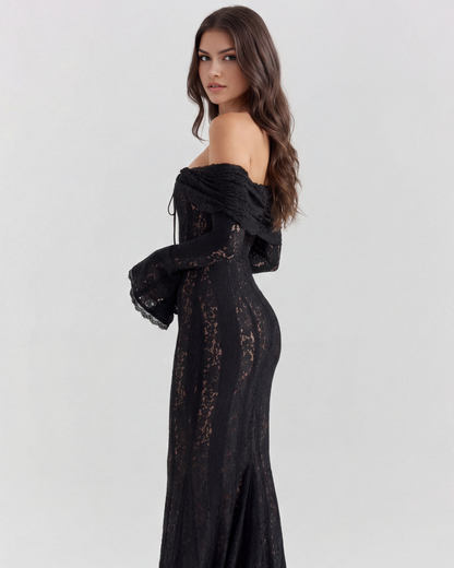 Alessandra | Vestido largo de encaje muy llamativo