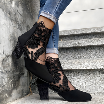 Nora | Elegantes zapatos de tacón alto de encaje