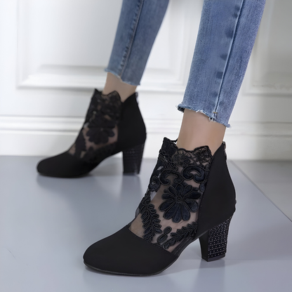 Nora | Elegantes zapatos de tacón alto de encaje