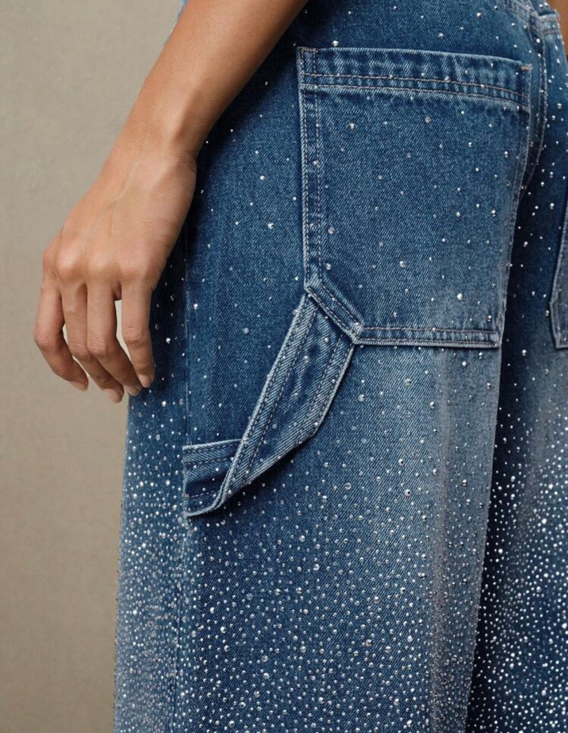 TIRZA | Glamurosos vaqueros de pierna ancha con detalles de strass