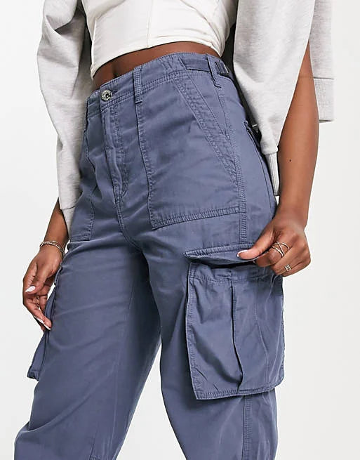 Amy | Pantalones cargo de última moda