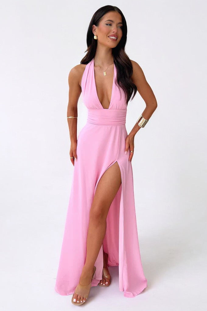 Lilli | Vestido largo con cuello halter y abertura alta