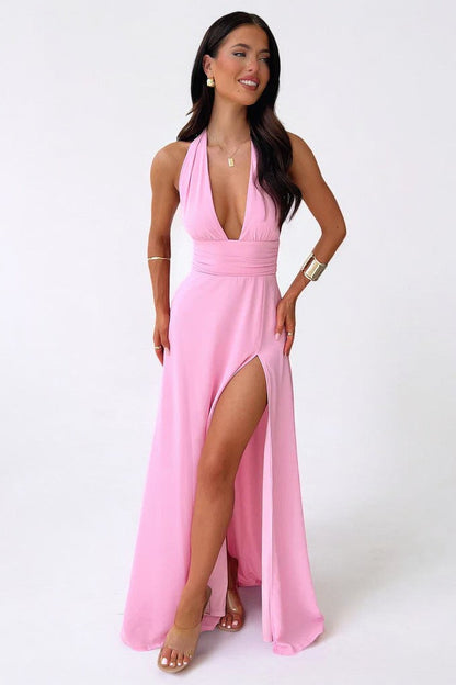 Lilli | Vestido largo con cuello halter y abertura alta