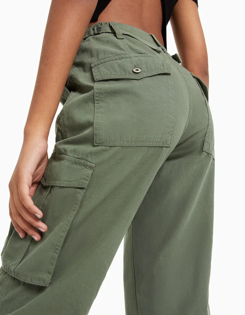 Amy | Pantalones cargo de última moda