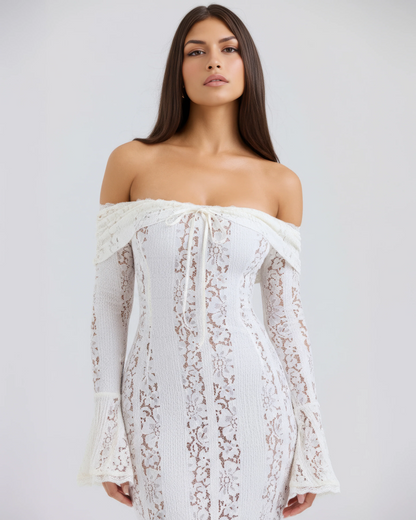 Alessandra | Vestido largo de encaje muy llamativo