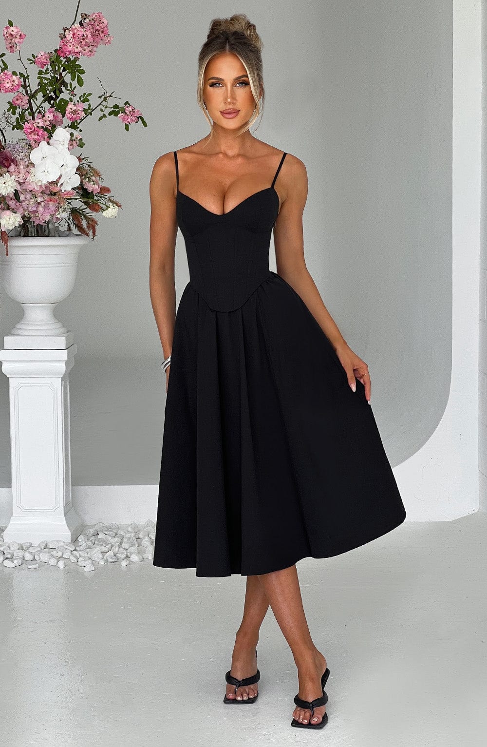 Maileen | Vestido midi estilo corsé